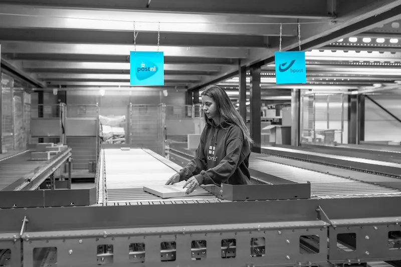 E-commerce Webshop Benefits with PostNL Integration