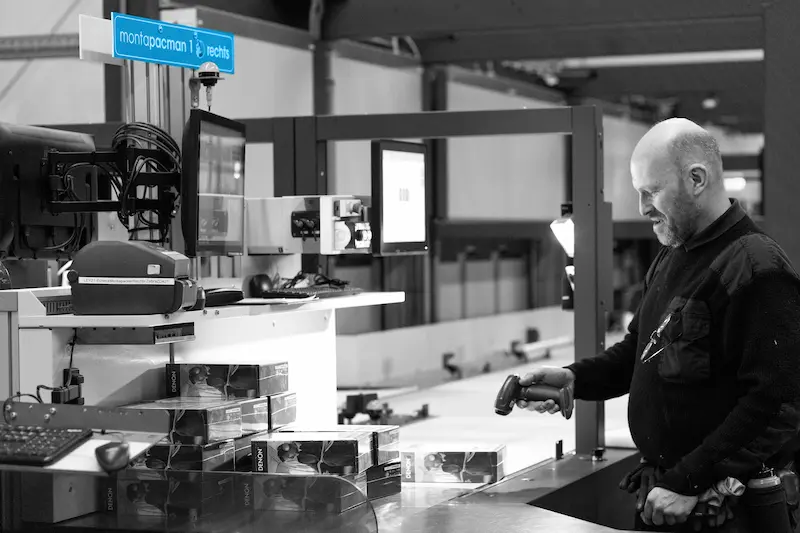 The mechanics of a packaging machine