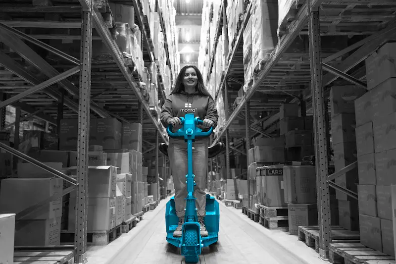 Optimizing Warehouse Layout and Pickroutes