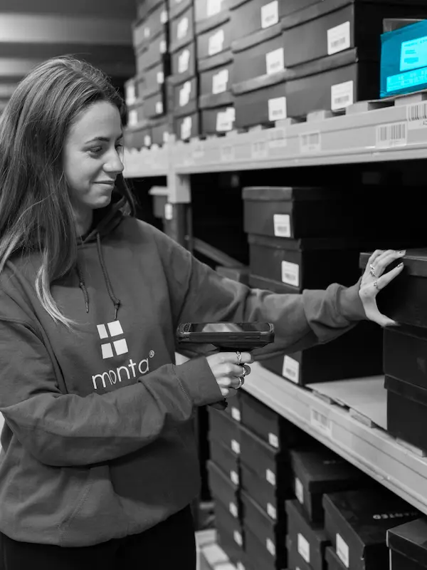 Exploring the core of warehouse management with MontaWMS