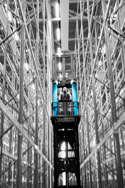 Multi-warehouse logistiek met Monta's internationale distributiecentra 