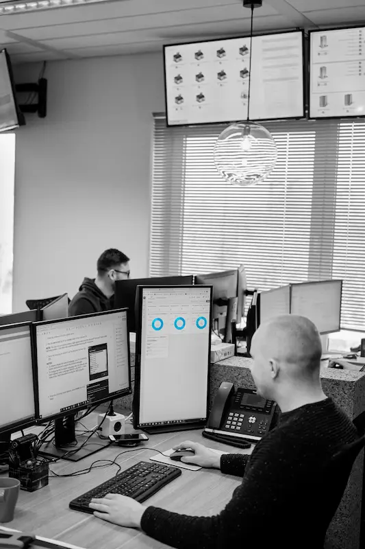 Unsere große IT- und F&E-Abteilung und das Monta-Portal