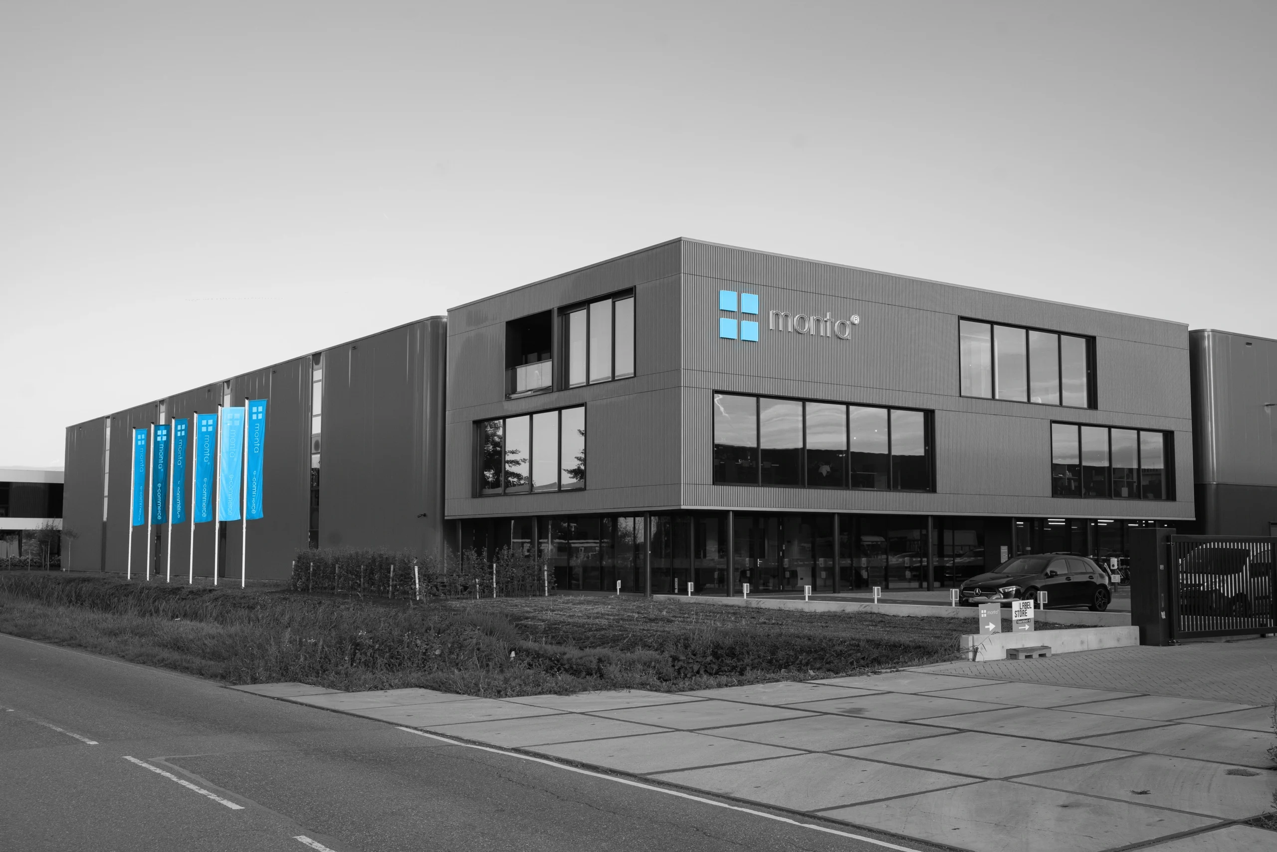 Bleskensgraaf-new-fulfillment-center