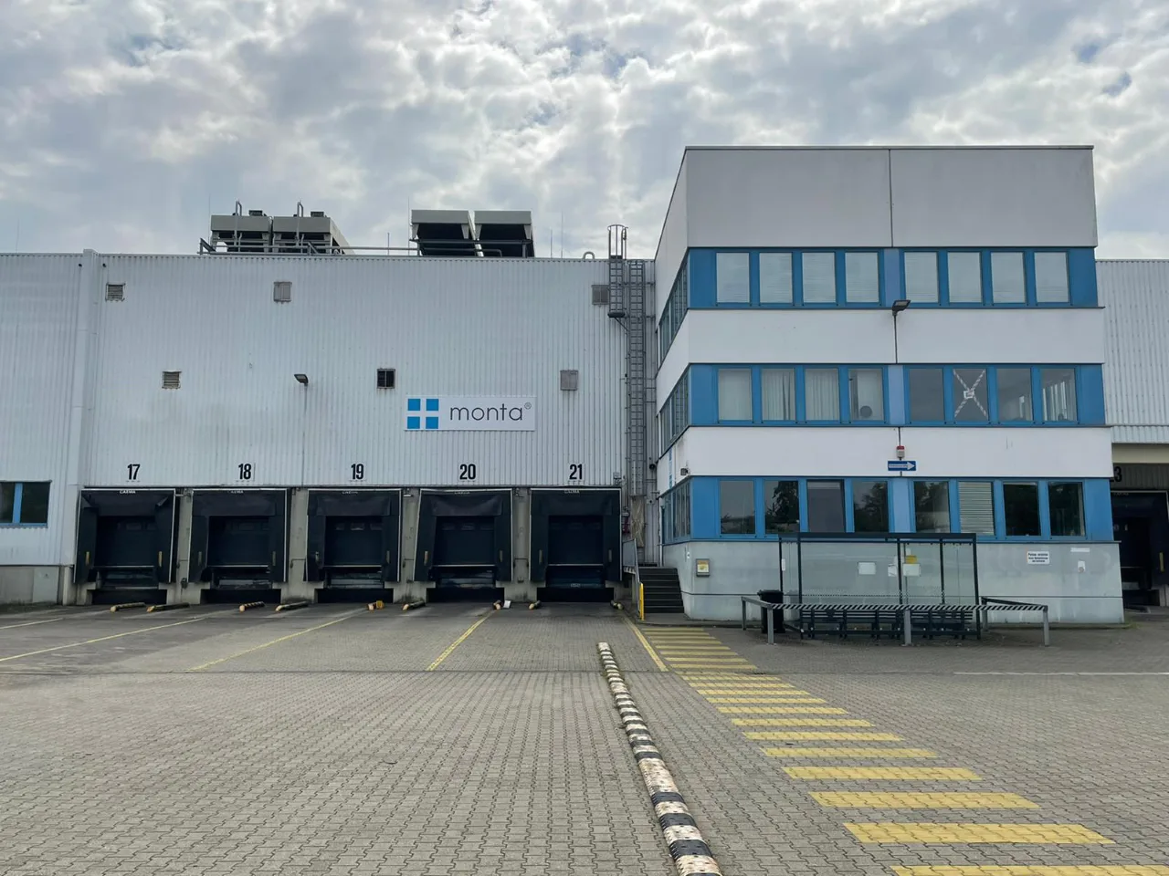 Monta fulfilment Duitsland Krefeld